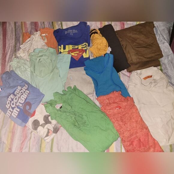 Surprise bundle  - Picture 1 of 5